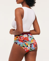 Joyja Jess period-proof panty in color Retro Floral C01 and shape high waisted